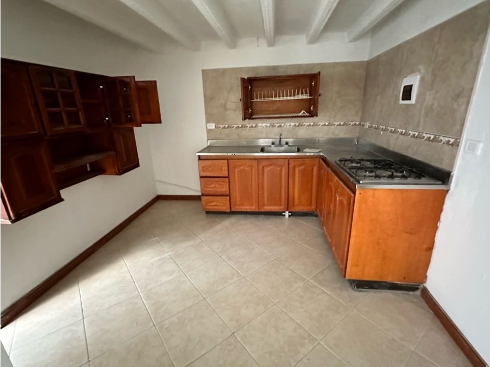Arrienda casa amplia en belen