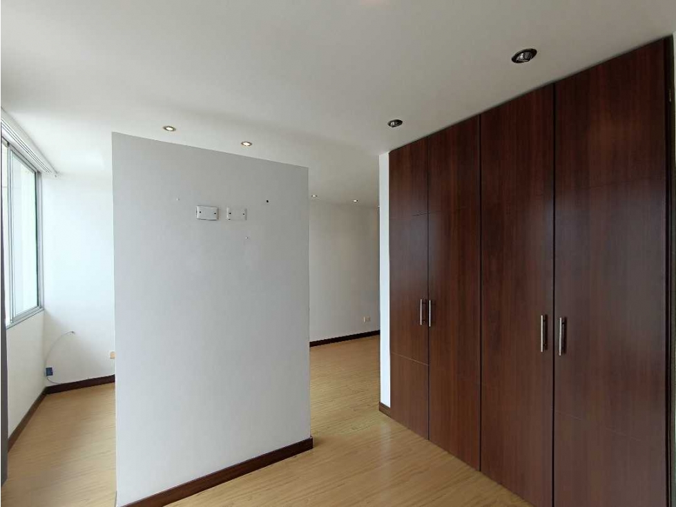 Arrienda Apartaestudio Avenida Santander Versalles Manizales — foto 3