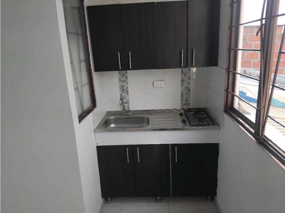 ARRIENDA APARTAESTUDIO ROSALES MANIZALES - 5