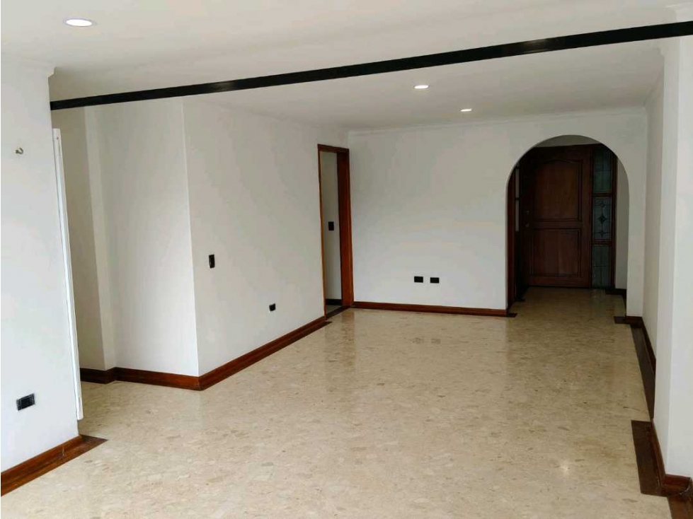 Arrienda Apartamento Castropol El Poblado Medellín — foto 4