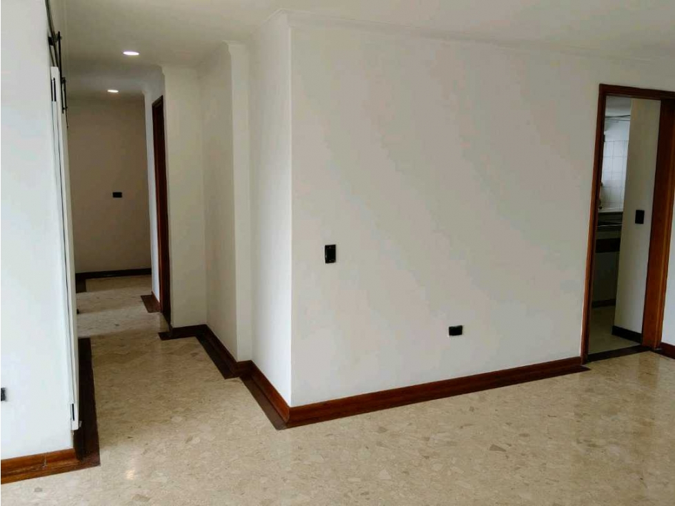 Arrienda Apartamento Castropol El Poblado Medellín — foto 5