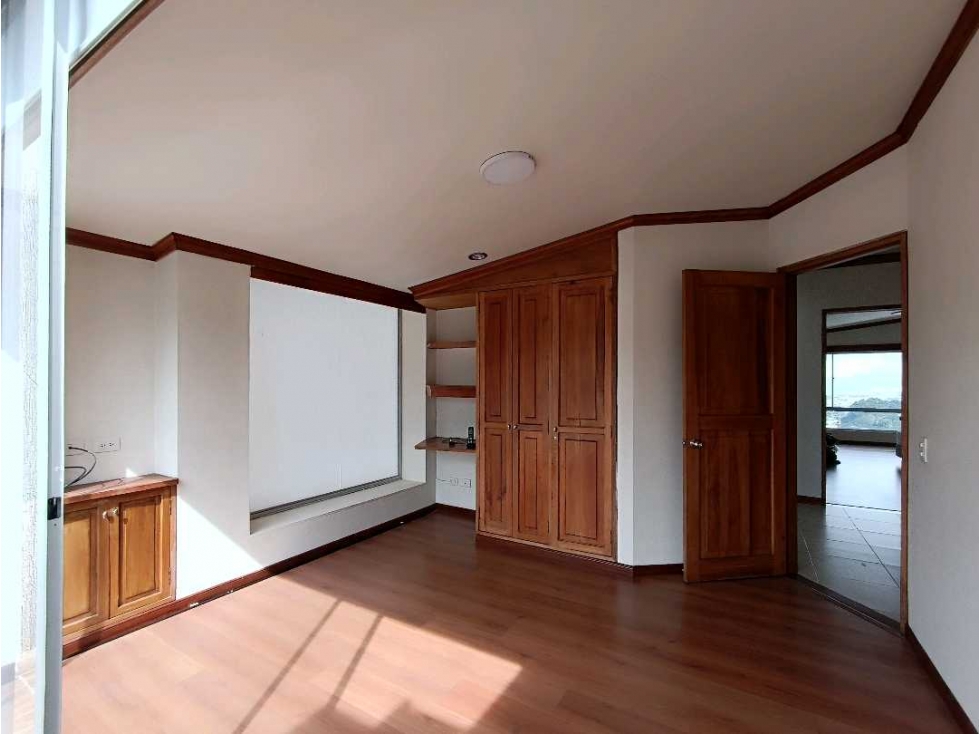 Venta Apartamento Duplex 4 alcobas Av Santander Camelia Manizales — foto 4