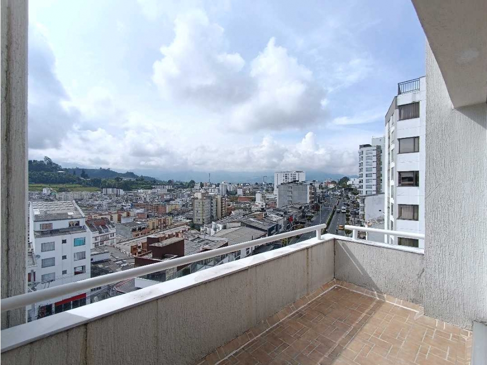 Arrienda Apartamento Duplex 4 alcobas Av Santander Camelia Manizales — foto 6