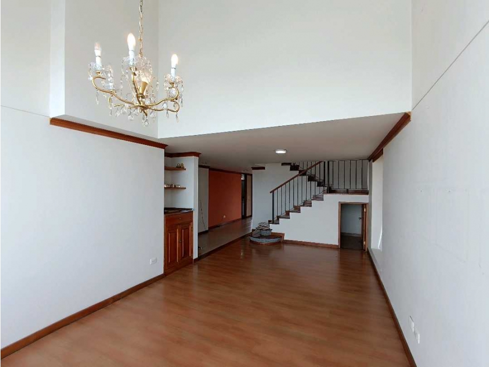 Venta Apartamento Duplex 4 alcobas Av Santander Camelia Manizales