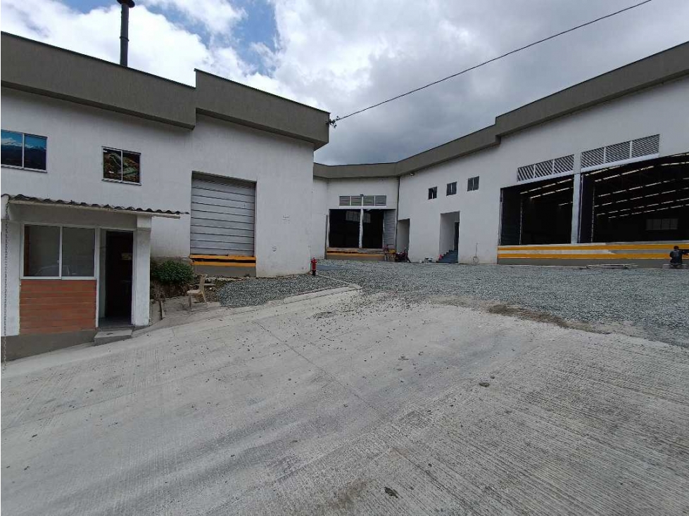 Arrienda Bodega Parque Industrial Juanchito Malteria Manizales - 2