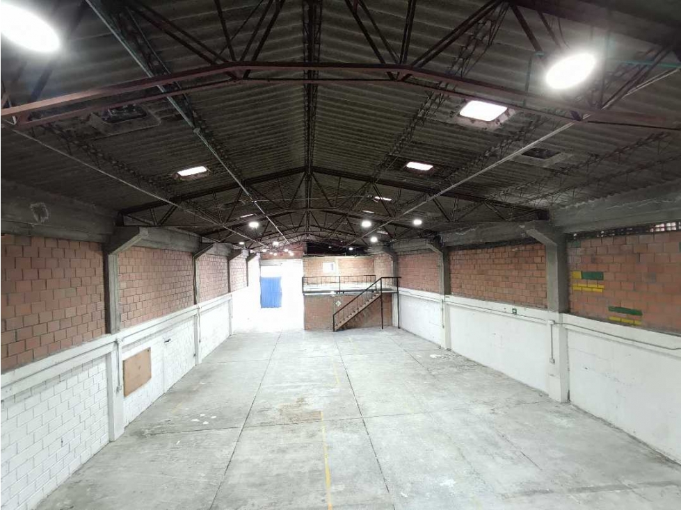 Arrienda Bodega Vía Malteria Sector Recinto Del Pensamiento Manizales - 1