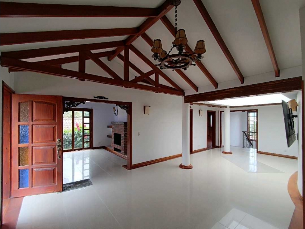 Arrienda Casa 3 alcobas Conjunto Cerrado La Alhambra Manizales