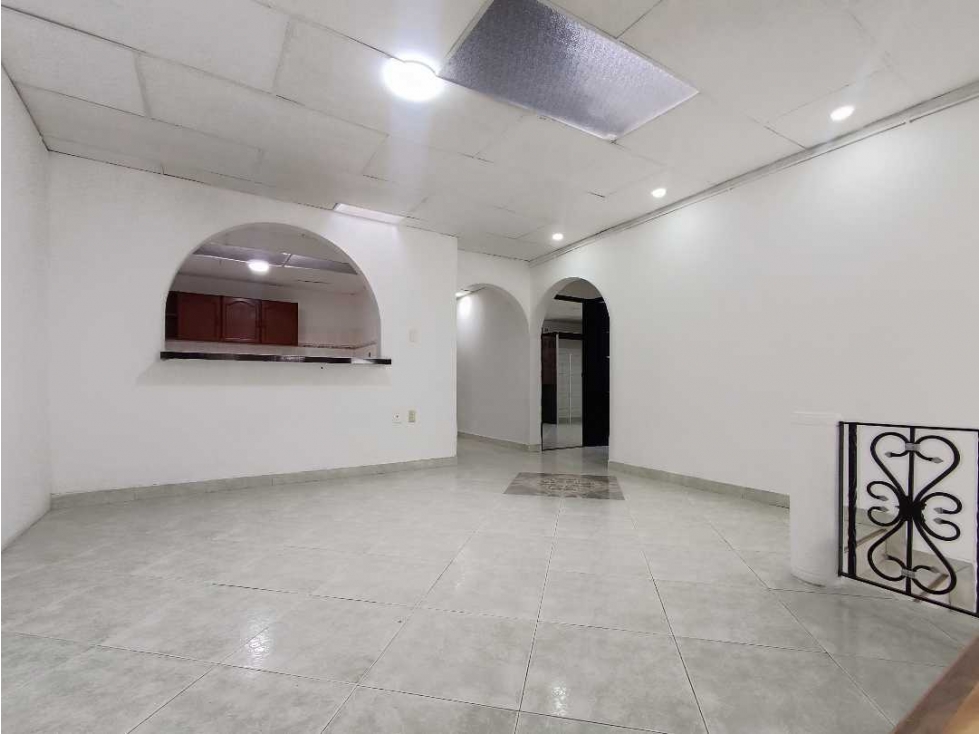 Arrienda Casa 4 alcobas Aranjuez Manizales — foto 2