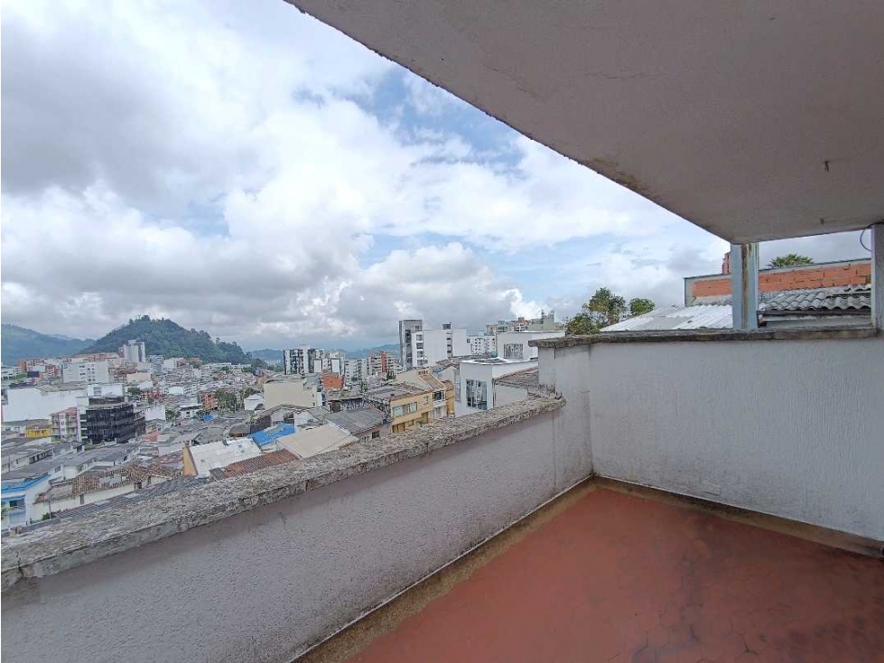 Arrienda Casa Uso Comercial Avenida Santander Vizcaya Manizales — foto 4