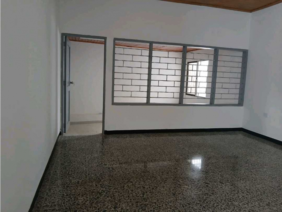 CASA DE USO COMERCIAL EN ARRIENDA O VENTA EN CERETE - 6