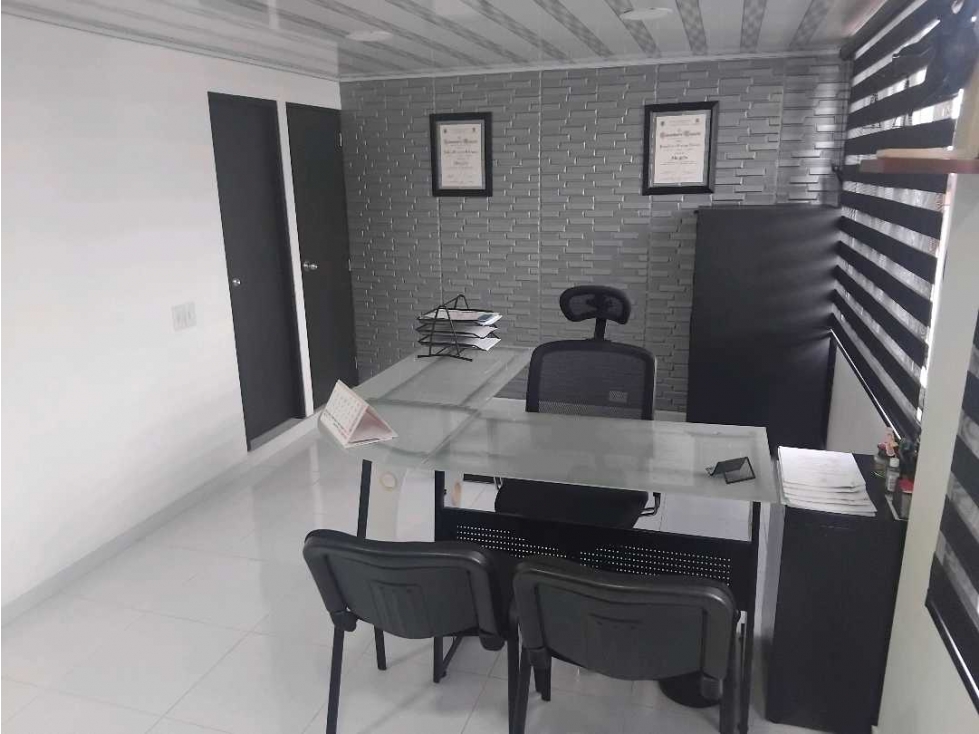 Arrienda Oficina Centro Manizales — foto 2