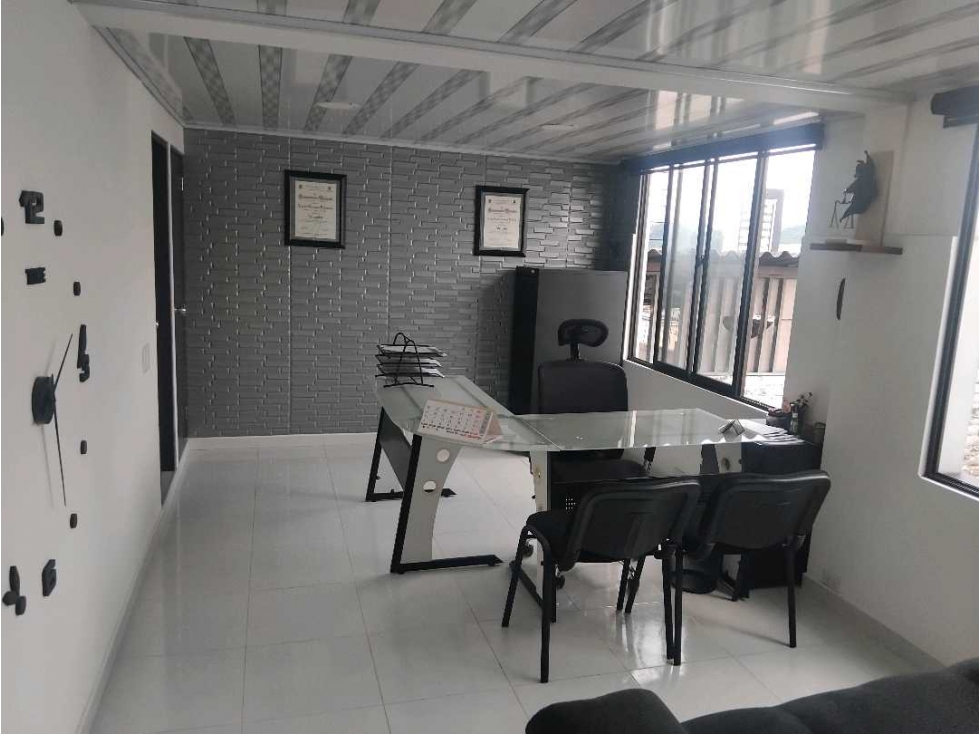 Arrienda Oficina Centro Manizales — foto 4