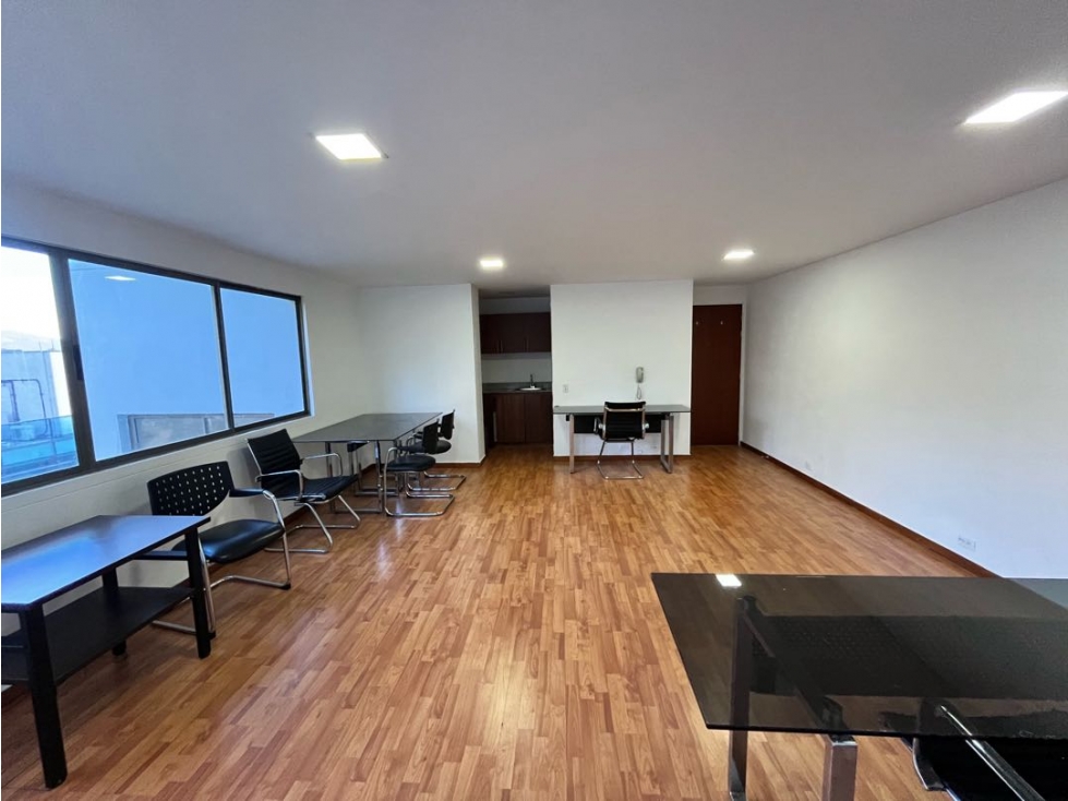 Arrienda Oficina El Poblado Medellín Antioquia — foto 2
