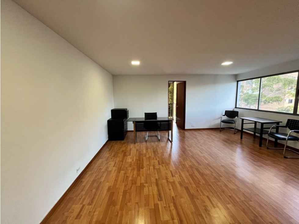 Arrienda Oficina El Poblado Medellín Antioquia — foto 4