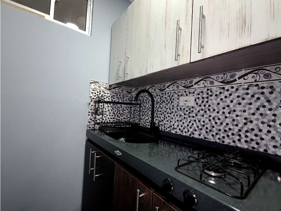 Arrienda Pequeño Apartaestudio Palermo Sector Viscaya Manizales — foto 4