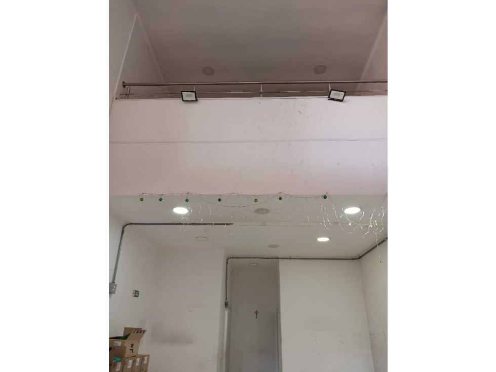 ARRIENDA Local Comercial, Terminal del Sur, Medellín 55 m2 - 3