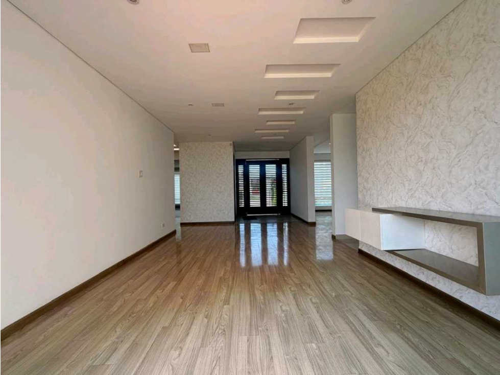 ARRIENDO CASA CAMPESTRE DE UN SOLO NIVEL EN CAJICA — foto 4