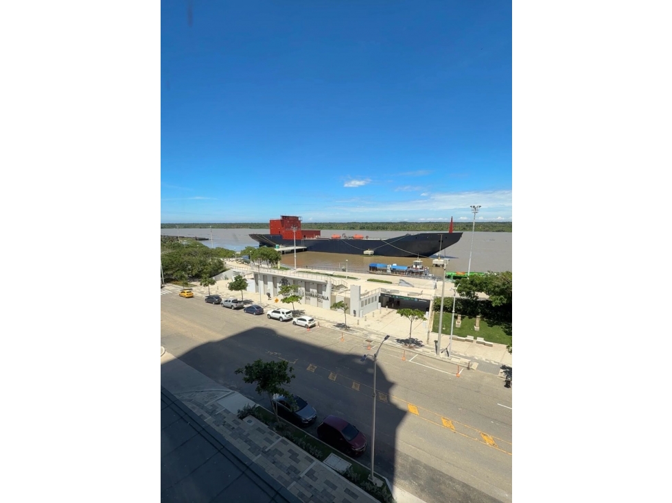 Arriendo 200 mtr2 de extraordinario espacio empresarial