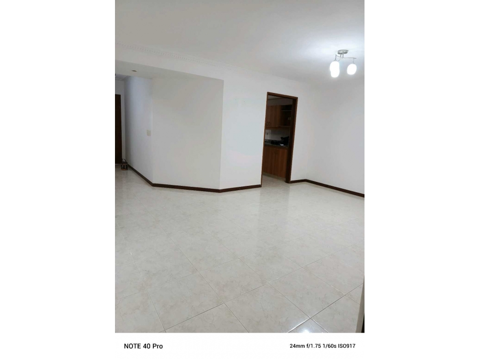 ARRIENDO AMPLIA CASA EN ENVIGADO - 5