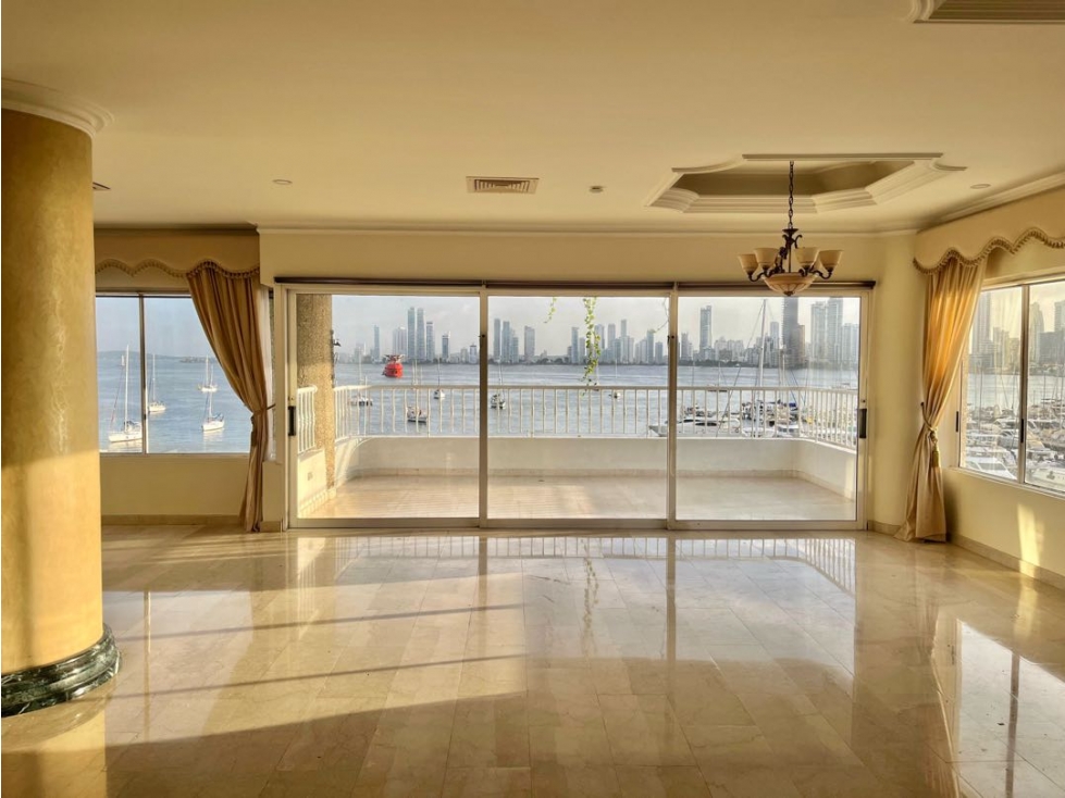 Arriendo Amplio Apartamento de 240 m² con Vista Directa en manga — foto 2