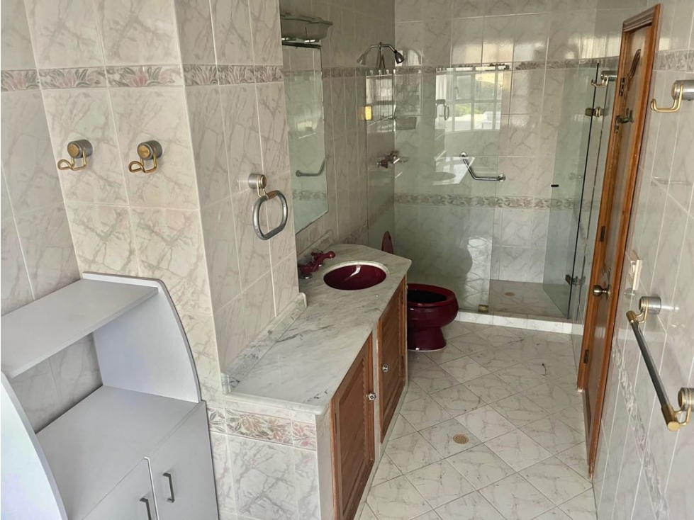 Arriendo Amplio Apartamento de 240 m² con Vista Directa en manga — foto 6