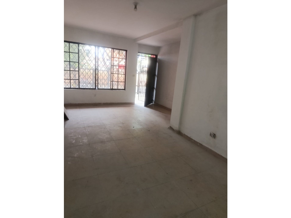 Arriendo aparta estudio 1er piso en la flora, cali — foto 3