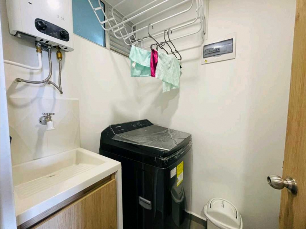 ARRIENDO APARTAESTUDIO AMOBLADO. MEDELLIN Guayabal — foto 5