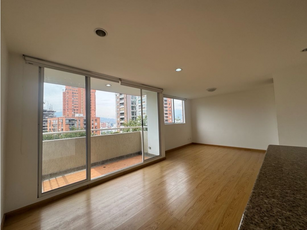 Arriendo apartaestudio apartaloft poblado sector Lalinde — foto 2