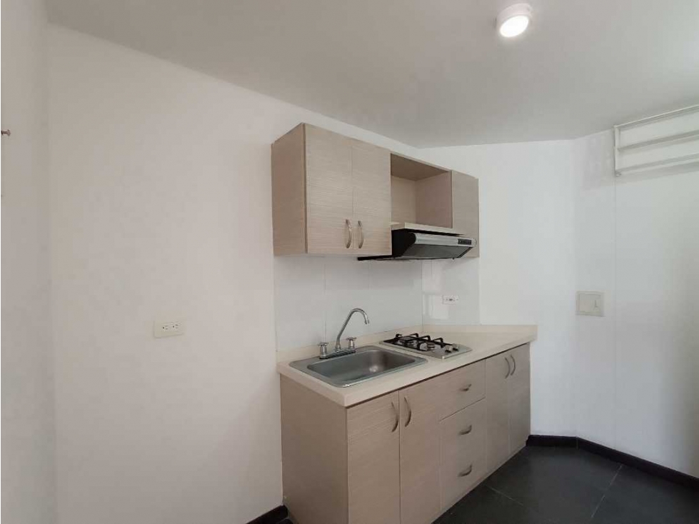 ARRIENDO APARTAESTUDIO AVENIDA SANTANDER VERSALLES MANIZALES — foto 2