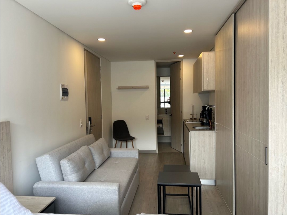 ARRIENDO APARTAESTUDIO AMOBLADO CERCA A LA SANTAFE. 22Mts. — foto 6