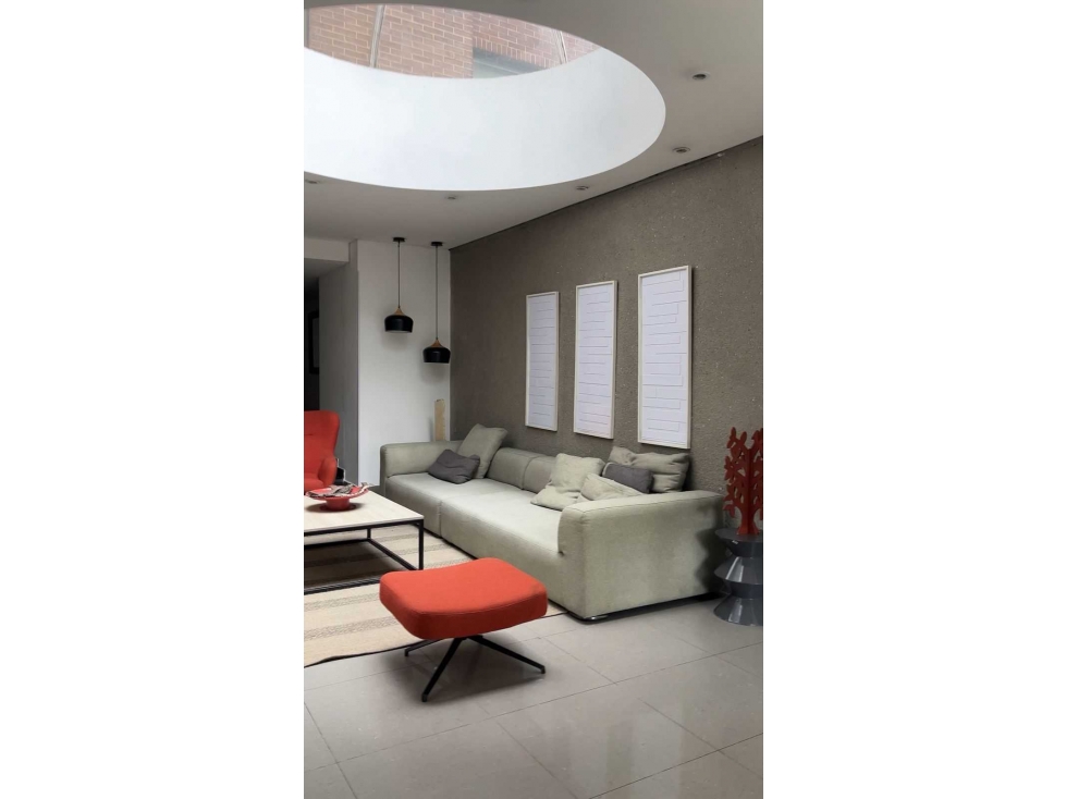 ARRIENDO APARTAESTUDIO DÚPLEX AMOBLADO EN SALITRE — foto 2