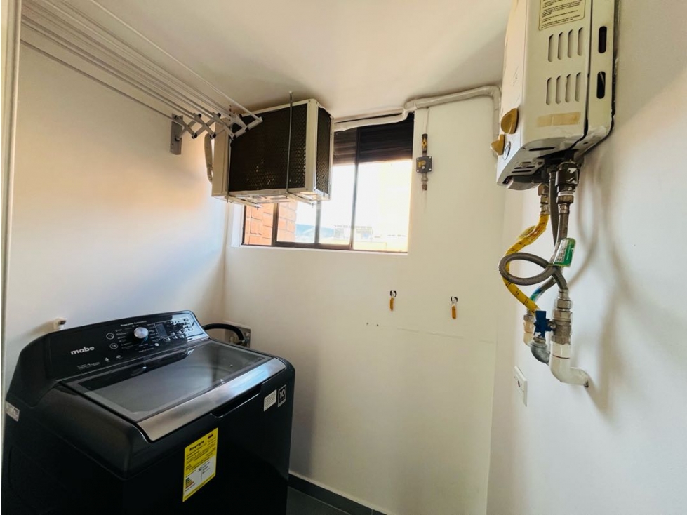 Arriendo Apartaestudio Laureles — foto 5
