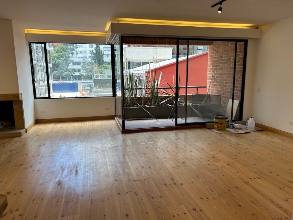 ARRIENDO APARTAESTUDIO LOFT CABRERA. 60 mts + TERRAZA. 2 GJES — foto 3