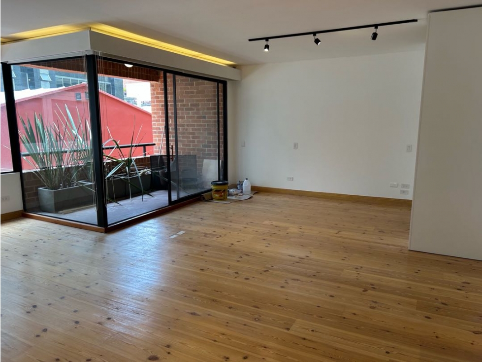 ARRIENDO APARTAESTUDIO LOFT CABRERA. 60 mts + TERRAZA. 2 GJES — foto 6