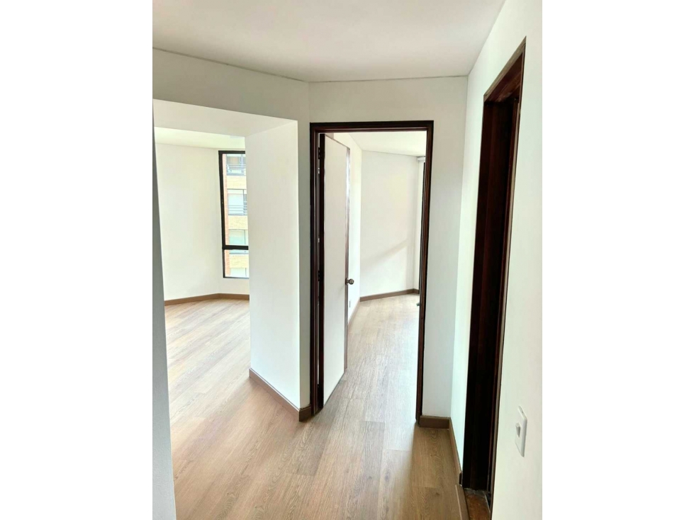 ARRIENDO APARTAESTUDIO REMODELADO EN EL CENTRO INTERNACIONAL — foto 6