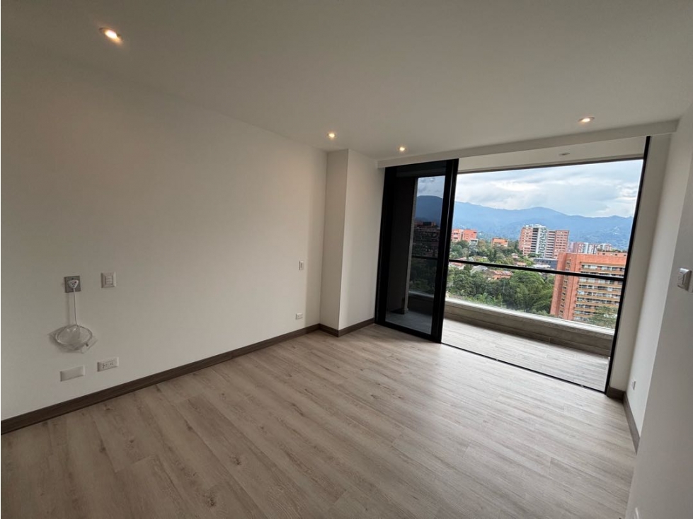 ARRIENDO APARTAESTUDIO SENIORS EL POBLADO SAN LUCAS NUEVO - 1