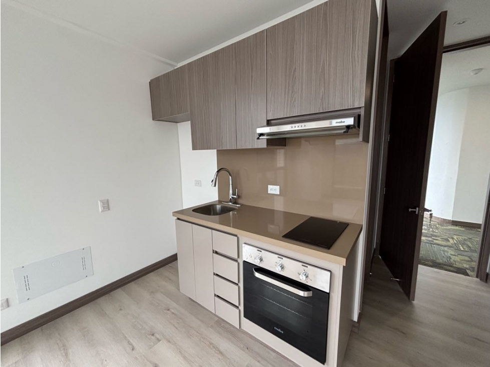 ARRIENDO APARTAESTUDIO SENIORS EL POBLADO SAN LUCAS NUEVO - 4