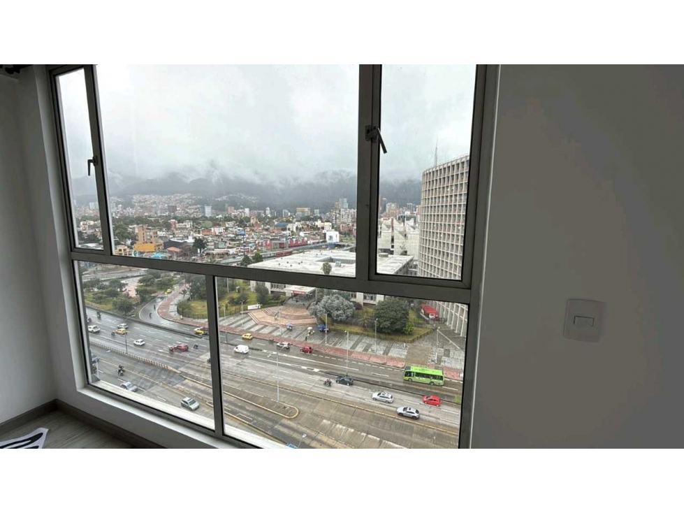 Arriendo Apartaestudio tipo Loft Zona Calle 26 con Cra. 30 — foto 3