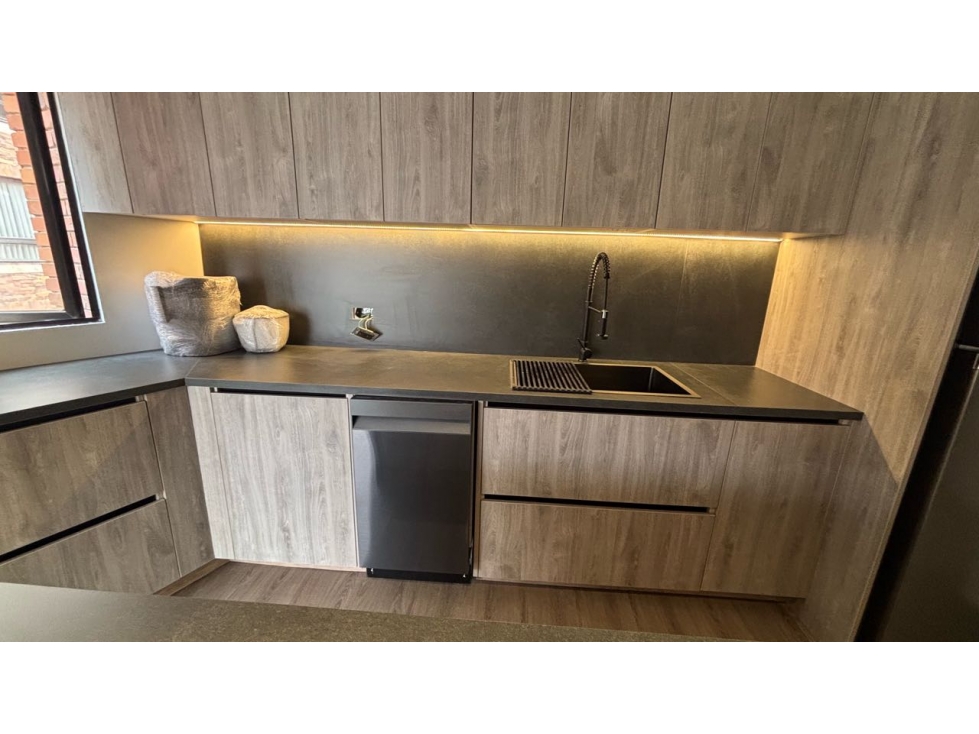 Venta Apartamento Rentando102m2 Dúplex Remodelado 2A/2.5B/ 2G Cabrera — foto 6