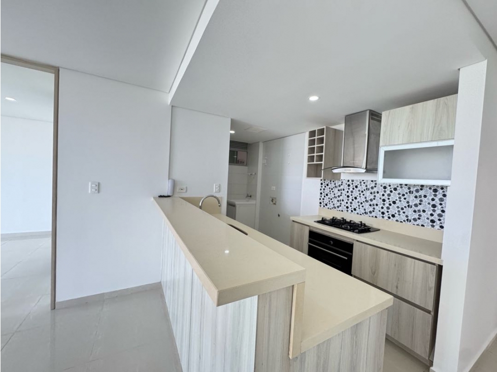 ARRIENDO APARTAMENTO 2 ALCOBAS CON VISTA ED FERRARA CIELO MAR — foto 3