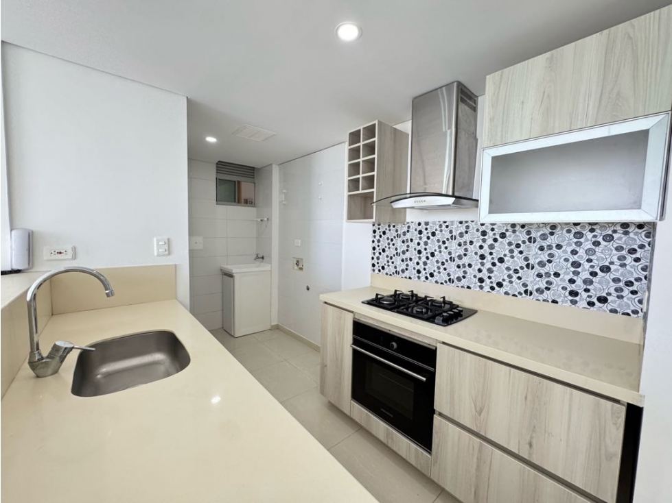 ARRIENDO APARTAMENTO 2 ALCOBAS CON VISTA ED FERRARA CIELO MAR — foto 4