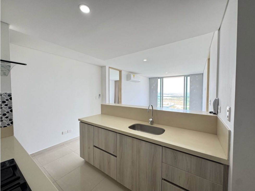 ARRIENDO APARTAMENTO 2 ALCOBAS CON VISTA ED FERRARA CIELO MAR — foto 5