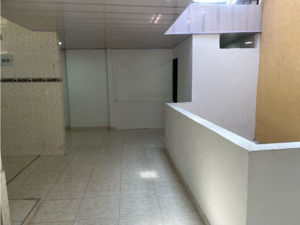 Arriendo Apartamento 3er Piso en el Dorado, Cali