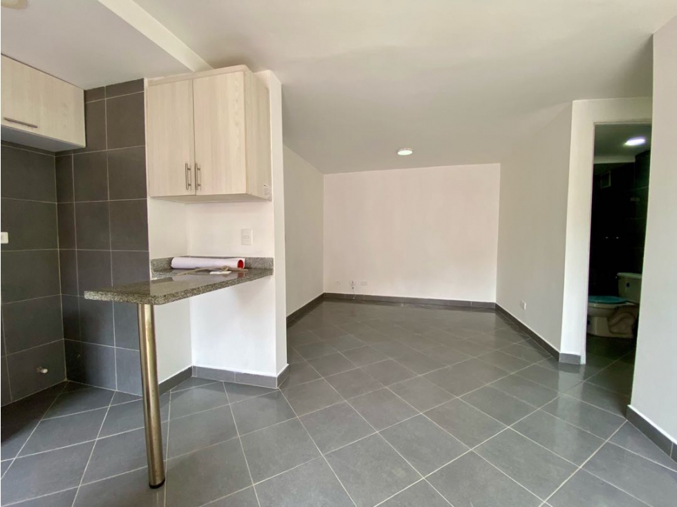 ARRIENDO APARTAMENTO A 5 MINUTOS DE LA UNIVERSIDAD DE ENVIGADO — foto 2