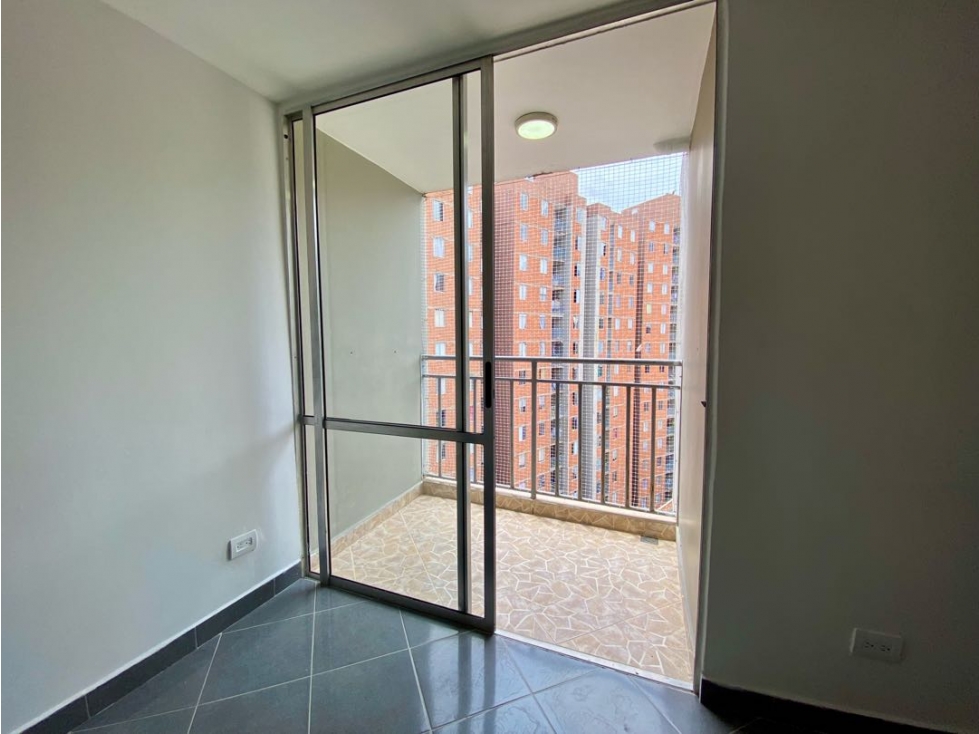 ARRIENDO APARTAMENTO A 5 MINUTOS DE LA UNIVERSIDAD DE ENVIGADO — foto 3