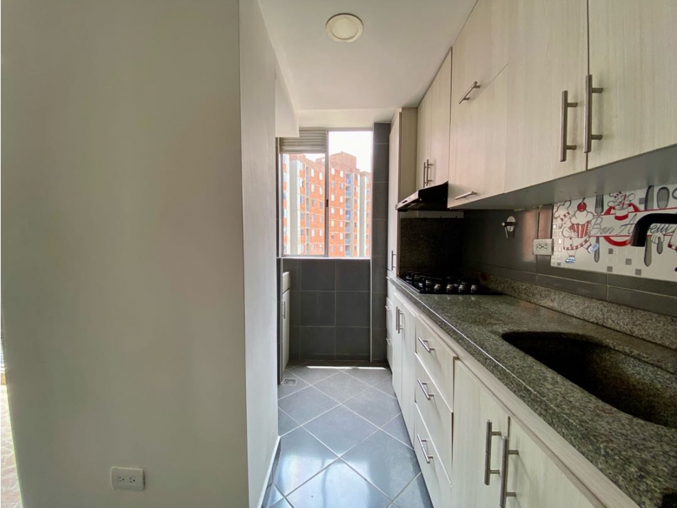 ARRIENDO APARTAMENTO A 5 MINUTOS DE LA UNIVERSIDAD DE ENVIGADO — foto 4