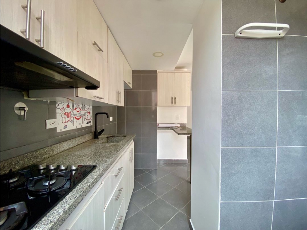 ARRIENDO APARTAMENTO A 5 MINUTOS DE LA UNIVERSIDAD DE ENVIGADO — foto 5