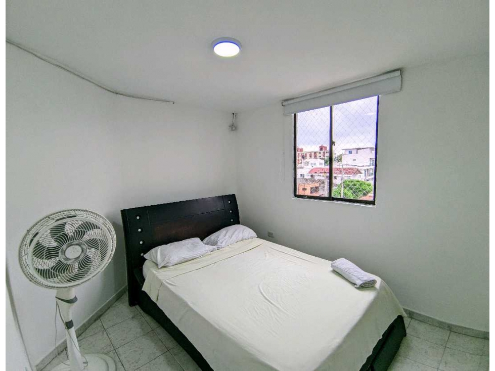 VENDO, AMOBLADO, 3 ALCOBAS, CALLE 70 — foto 3