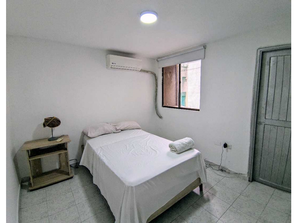 VENDO, AMOBLADO, 3 ALCOBAS, CALLE 70 — foto 4