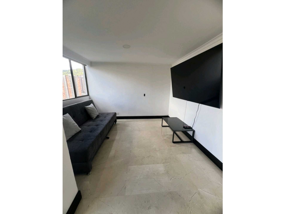 ARRIENDO APARTAMENTO AMOBLADO EN MEDELLÎN SECTOR LOMA DE LOS BERNAL — foto 4